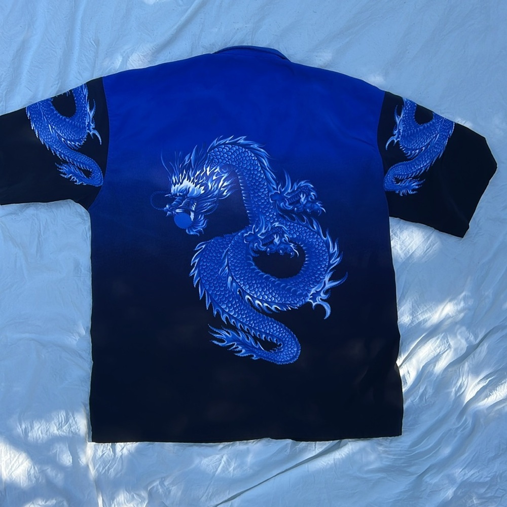 Vintage 90s  Blue Dragon Print Collared Button Up Shirt - Picture 5 of 5